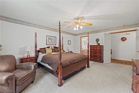 32194 Teasel Court Avon Lake OH 44012