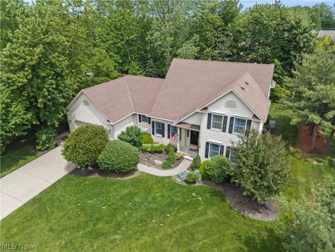 32194 Teasel Court Avon Lake OH 44012