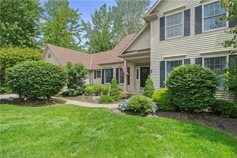 32194 Teasel Court Avon Lake OH 44012