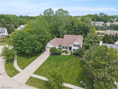 32194 Teasel Court Avon Lake OH 44012