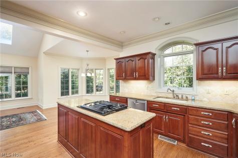 718 White Tail Ridge Drive Fairlawn OH 44333