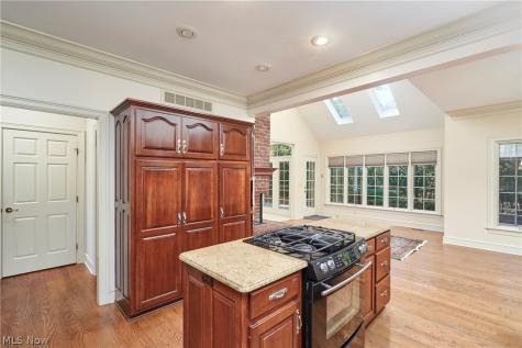 718 White Tail Ridge Drive Fairlawn OH 44333