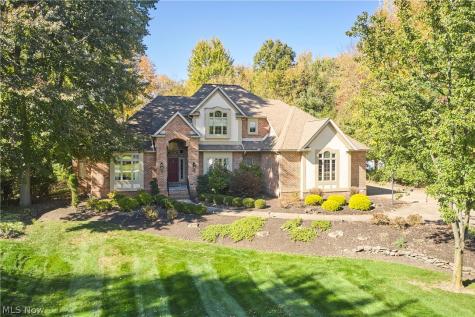718 White Tail Ridge Drive Fairlawn OH 44333