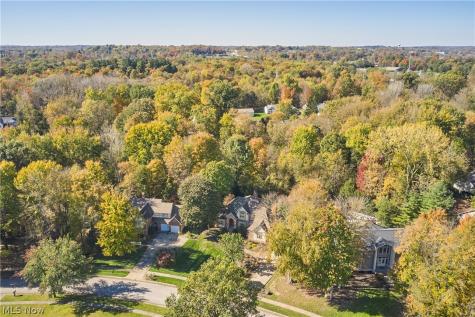 718 White Tail Ridge Drive Fairlawn OH 44333