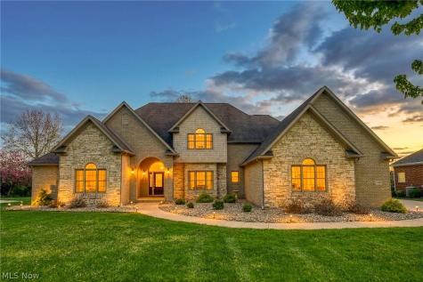 4966 Abbey Church Avenue NW Canton OH 44718