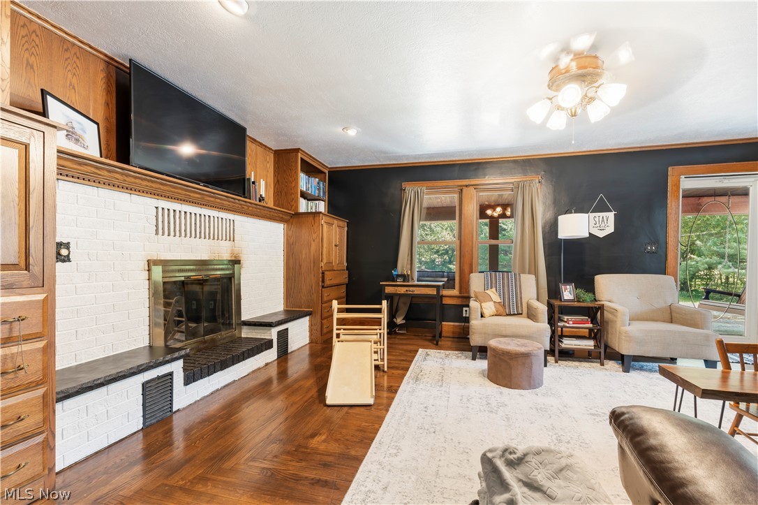 511 Milton Avenue Wilmot OH 44608