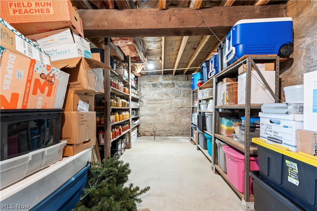 511 Milton Avenue Wilmot OH 44608