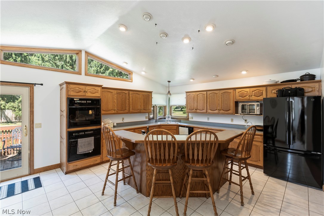 511 Milton Avenue Wilmot OH 44608