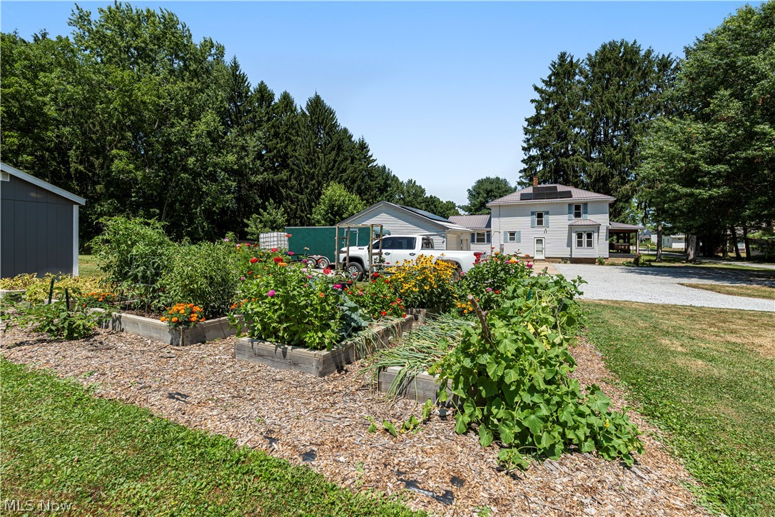 511 Milton Avenue Wilmot OH 44608