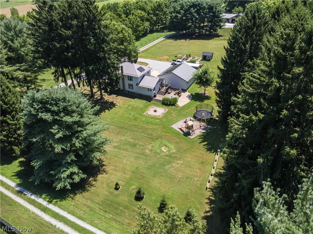 511 Milton Avenue Wilmot OH 44608