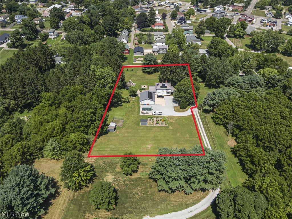 511 Milton Avenue Wilmot OH 44608