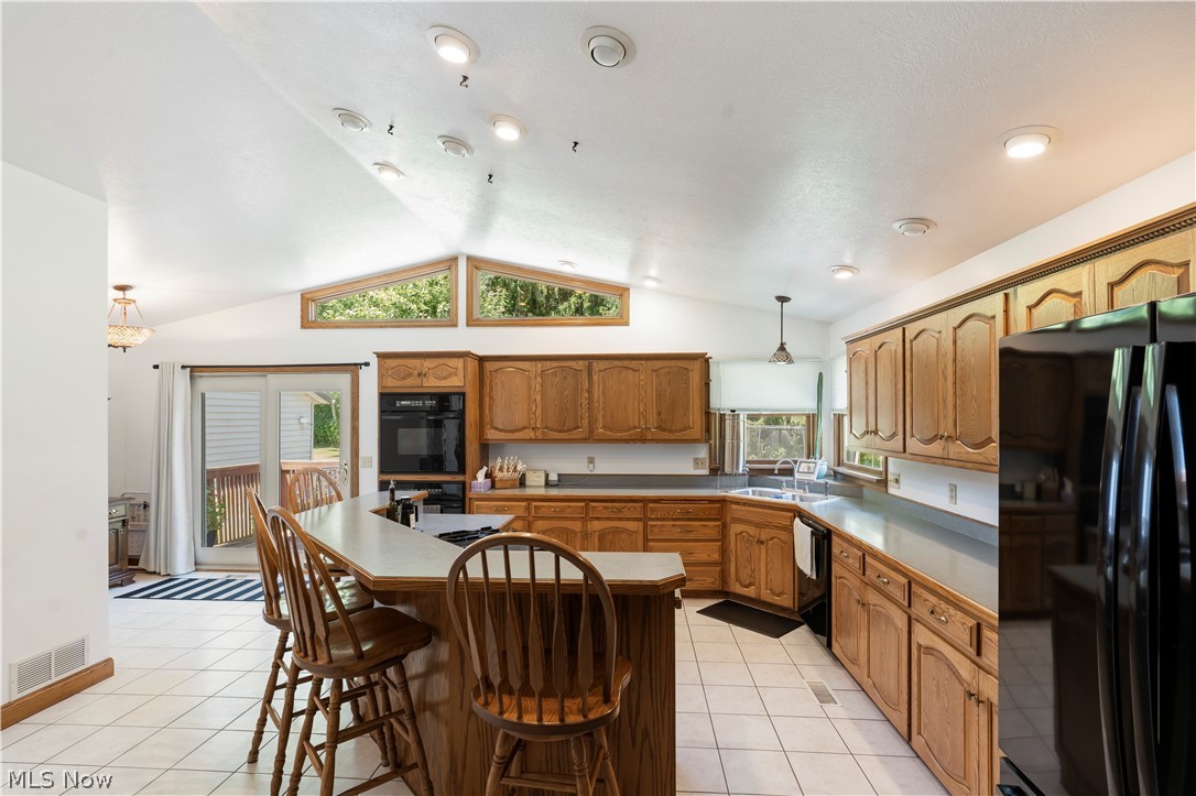 511 Milton Avenue Wilmot OH 44608