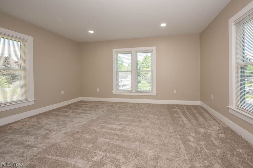 971 Newgarden Avenue Salem OH 44460