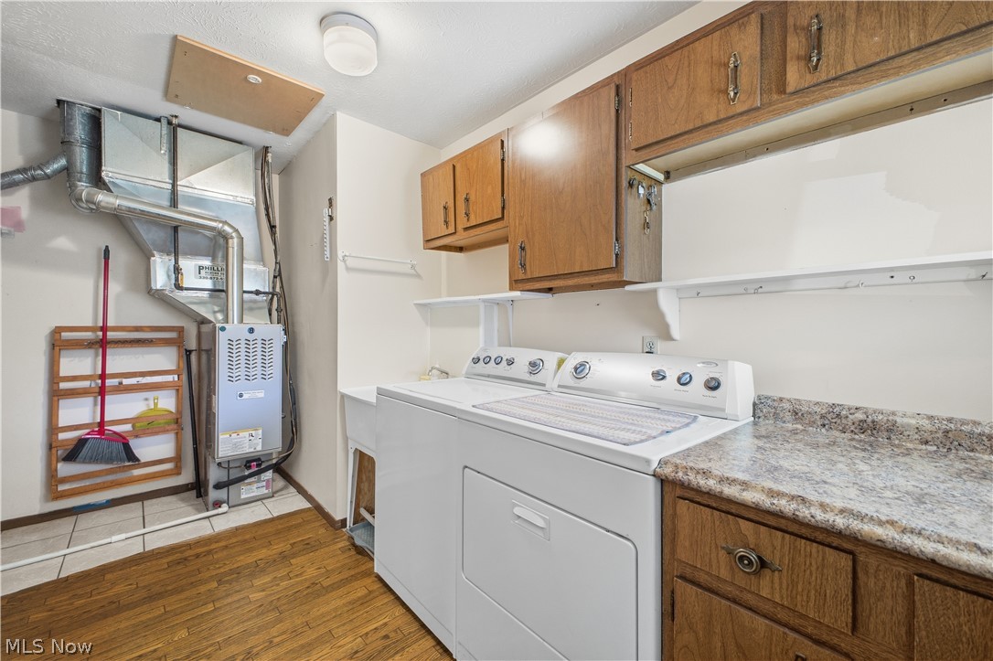 1029 Woodglen Avenue Newton Falls OH 44444