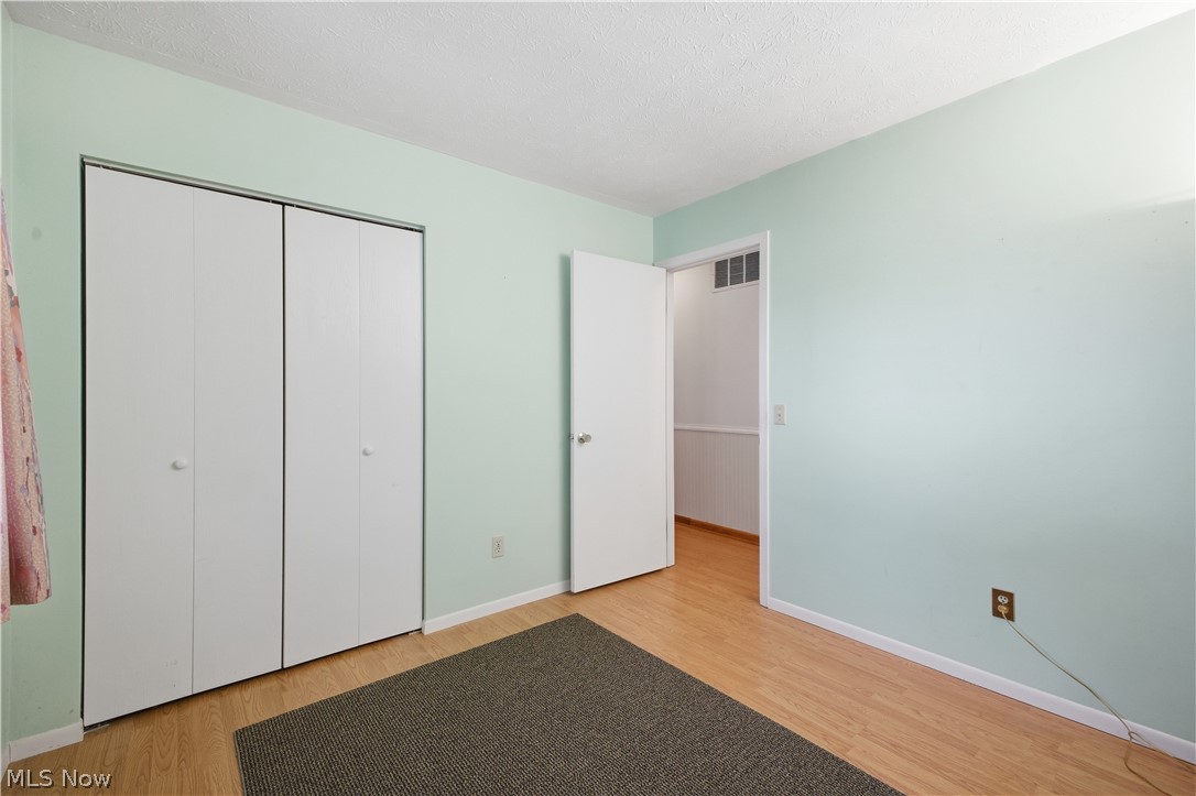 1029 Woodglen Avenue Newton Falls OH 44444