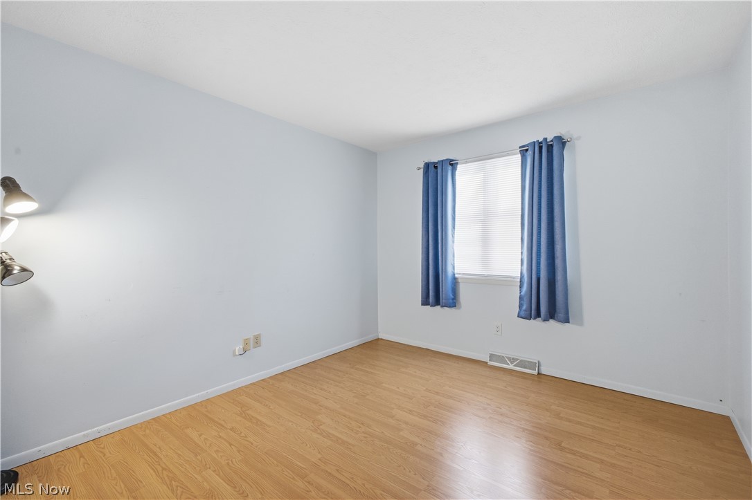 1029 Woodglen Avenue Newton Falls OH 44444