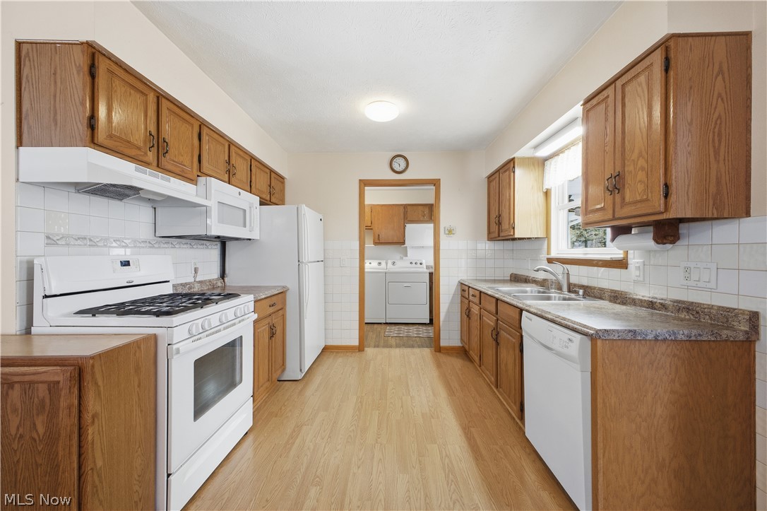 1029 Woodglen Avenue Newton Falls OH 44444