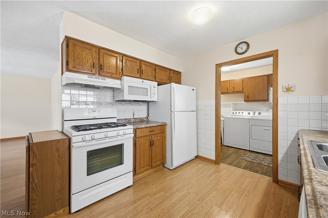 1029 Woodglen Avenue Newton Falls OH 44444