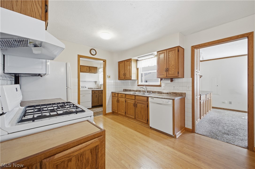 1029 Woodglen Avenue Newton Falls OH 44444