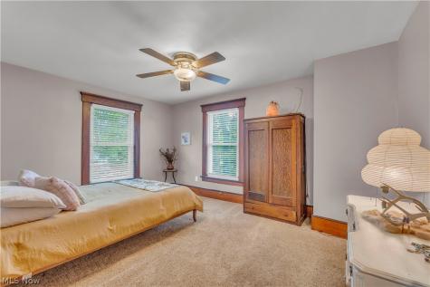 1435 27th Street NW Canton OH 44709
