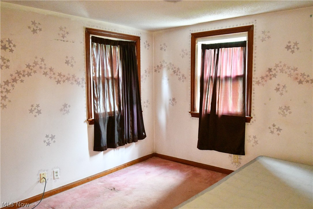 2194 Clearview Avenue NW Champion OH 44483