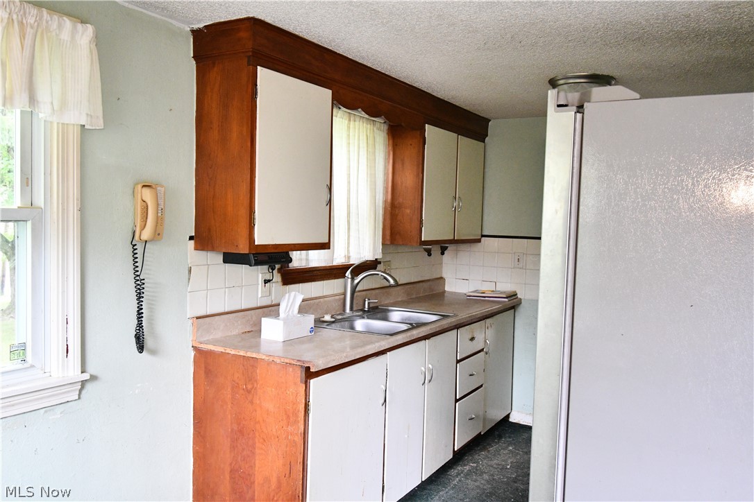 2194 Clearview Avenue NW Champion OH 44483