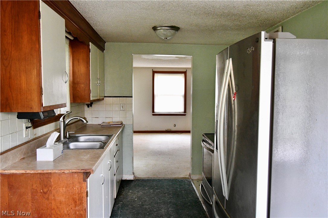 2194 Clearview Avenue NW Champion OH 44483
