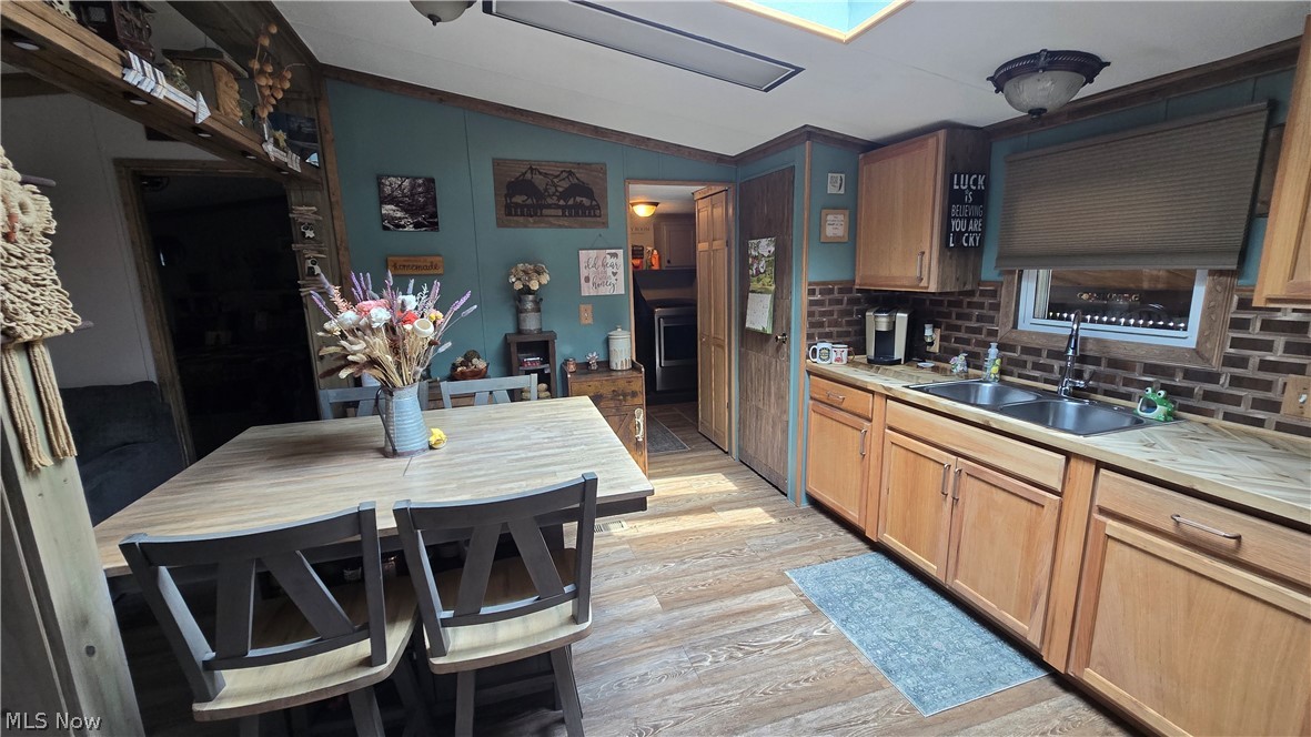 103 Greentree Hiram OH 44234