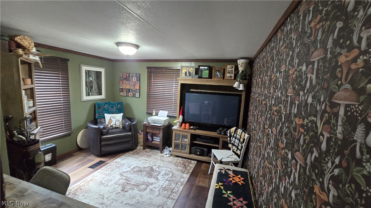 103 Greentree Hiram OH 44234
