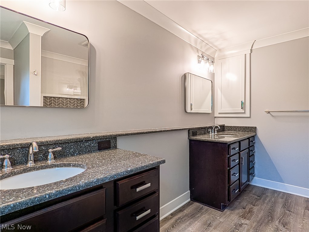 1101 Chaparrel Road SW Hartville OH 44632