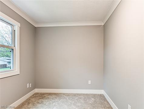 1101 Chaparrel Road SW Hartville OH 44632