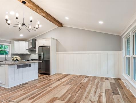 1101 Chaparrel Road SW Hartville OH 44632