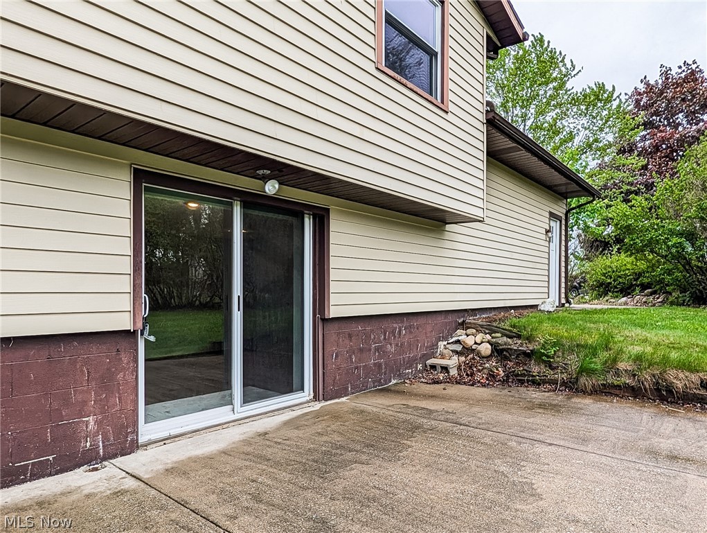 1101 Chaparrel Road SW Hartville OH 44632