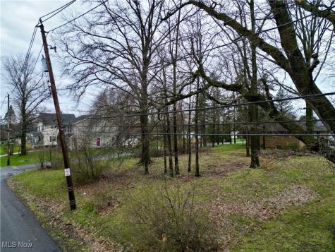 Tbd Meadowbrook Road Garfield Heights OH 44125