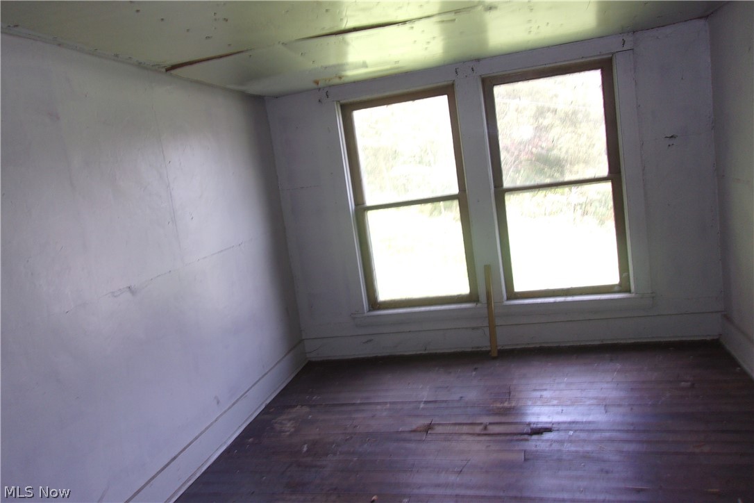 107 Jefferson Street Amsterdam OH 43903