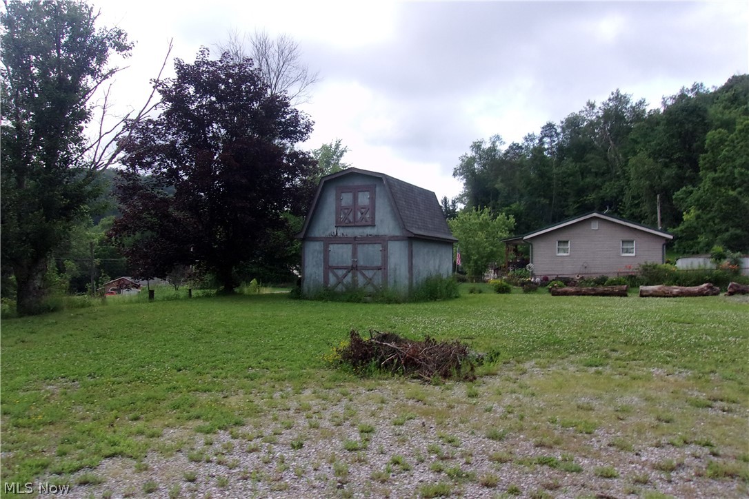 107 Jefferson Street Amsterdam OH 43903