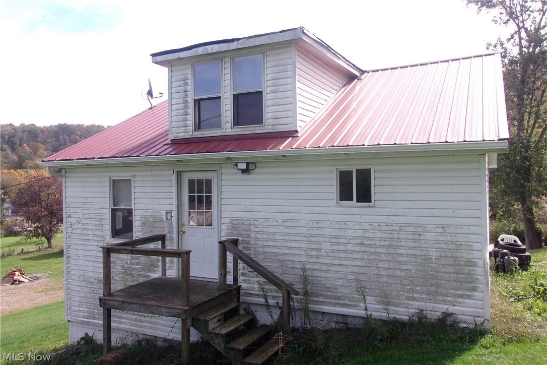 107 Jefferson Street Amsterdam OH 43903