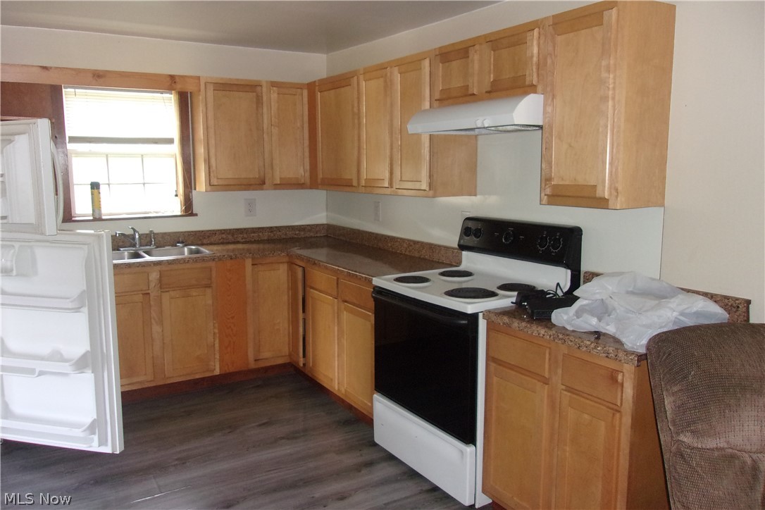 107 Jefferson Street Amsterdam OH 43903