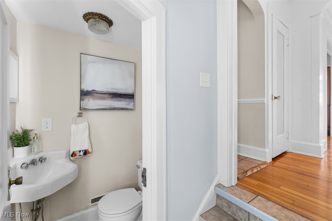 3114 Huntington Road Shaker Heights OH 44120