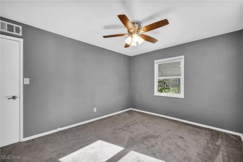 4046 W 143rd Street Cleveland OH 44135