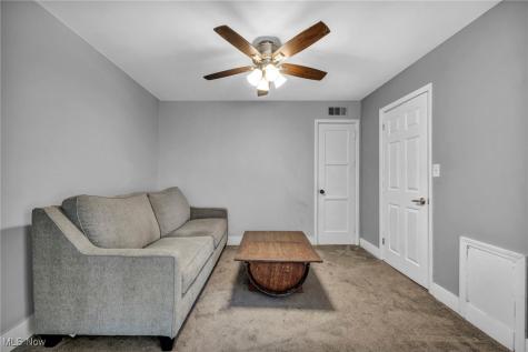 4046 W 143rd Street Cleveland OH 44135