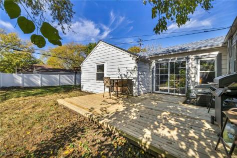 4046 W 143rd Street Cleveland OH 44135