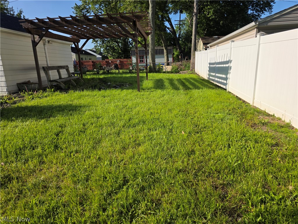 4046 W 143rd Street Cleveland OH 44135