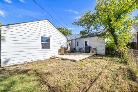 4046 W 143rd Street Cleveland OH 44135