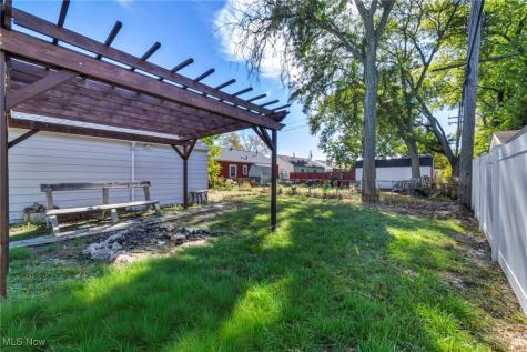 4046 W 143rd Street Cleveland OH 44135