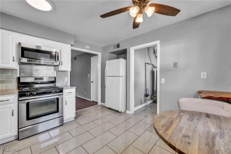 4046 W 143rd Street Cleveland OH 44135