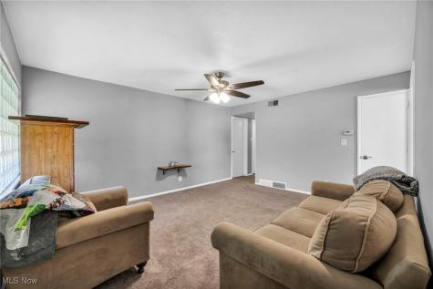 4046 W 143rd Street Cleveland OH 44135