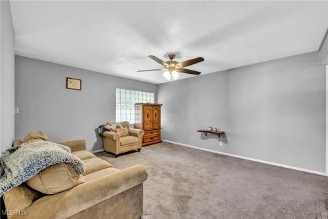 4046 W 143rd Street Cleveland OH 44135