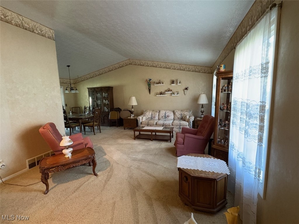 100 Chatham Drive Aurora OH 44202