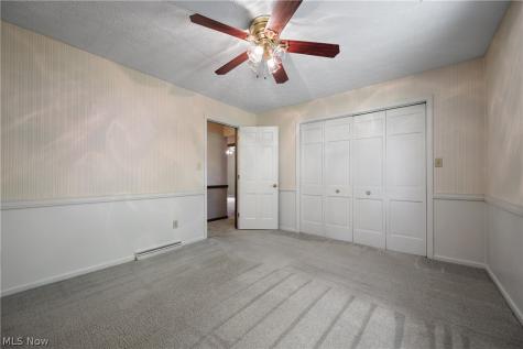 568 W Nimisila Road Akron OH 44319